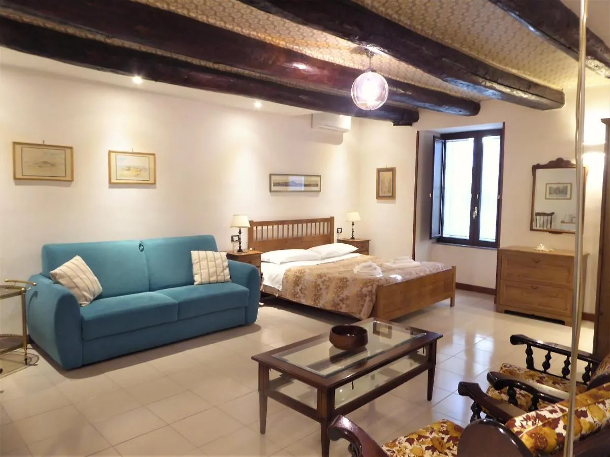 Casa Cesira Hotel Napoli Affittacamere
